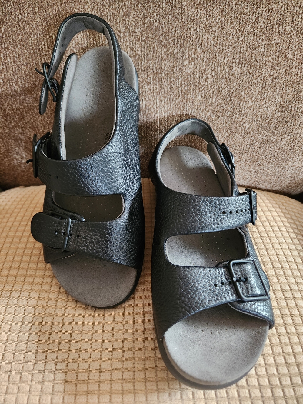 SAS Comfort Women's Black Buckle Sandals 6.5